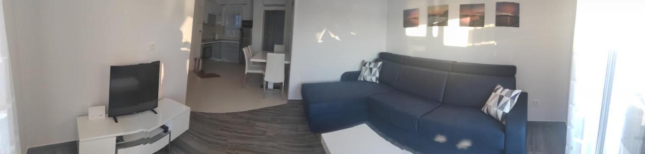 Apartments Poseidon 斯瑞瑟尔 外观 照片