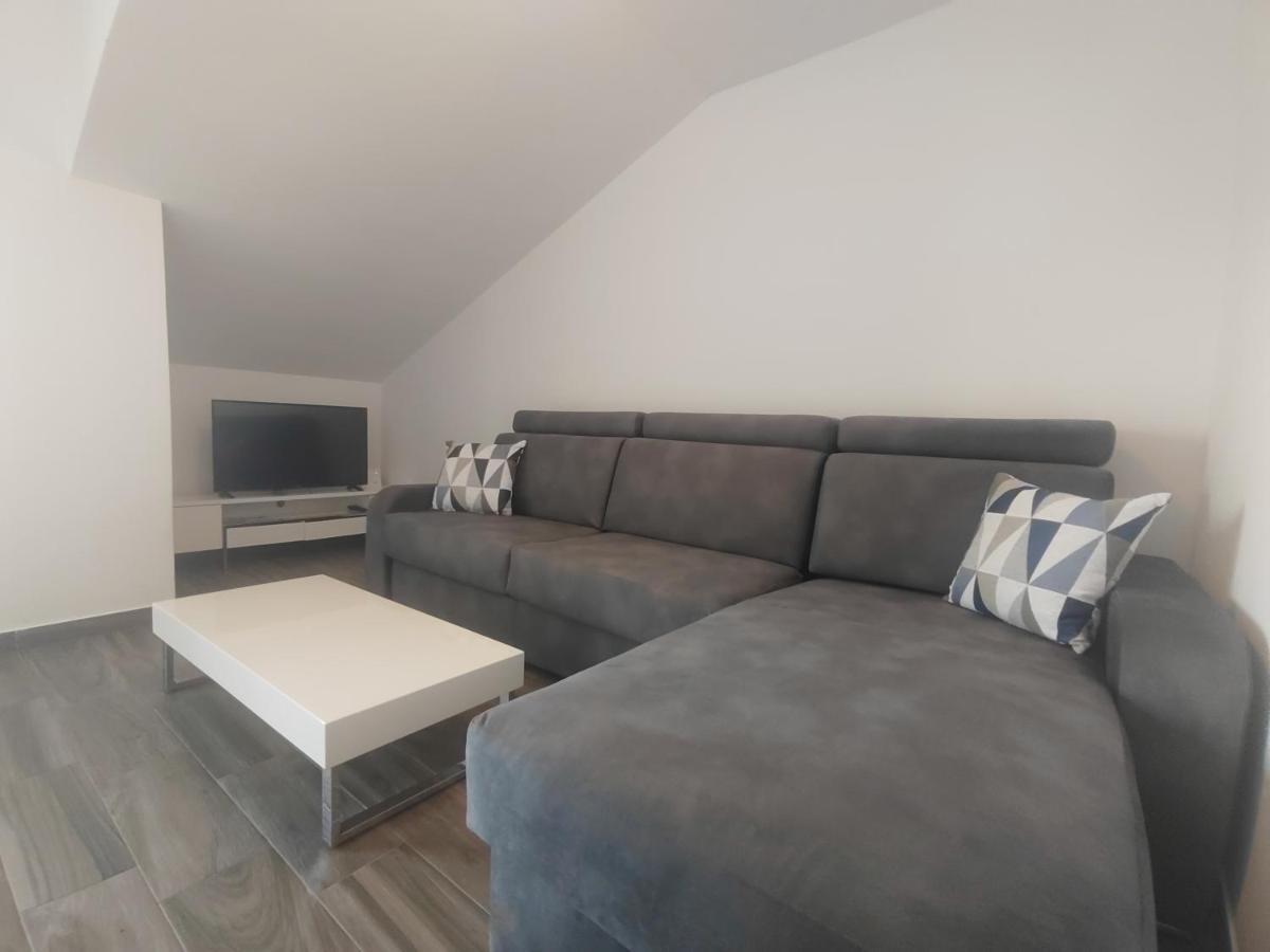 Apartments Poseidon 斯瑞瑟尔 外观 照片