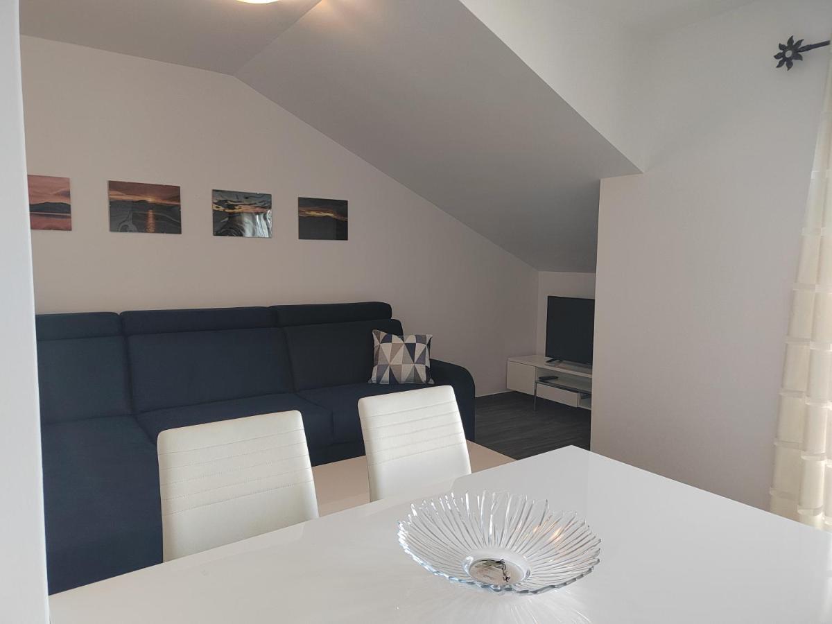Apartments Poseidon 斯瑞瑟尔 外观 照片