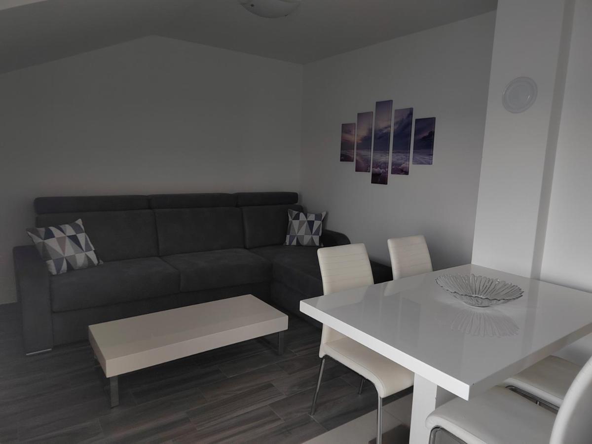 Apartments Poseidon 斯瑞瑟尔 外观 照片