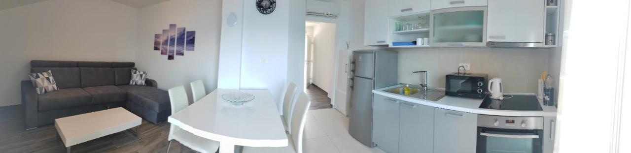 Apartments Poseidon 斯瑞瑟尔 外观 照片