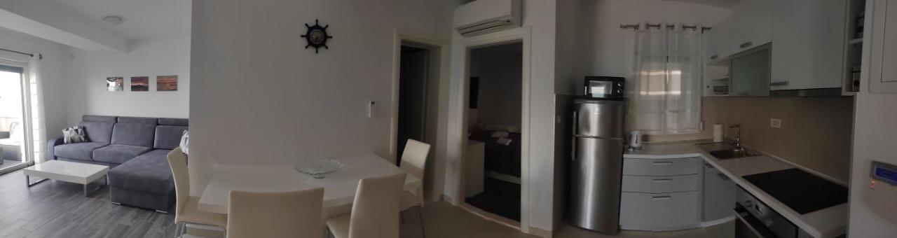 Apartments Poseidon 斯瑞瑟尔 外观 照片