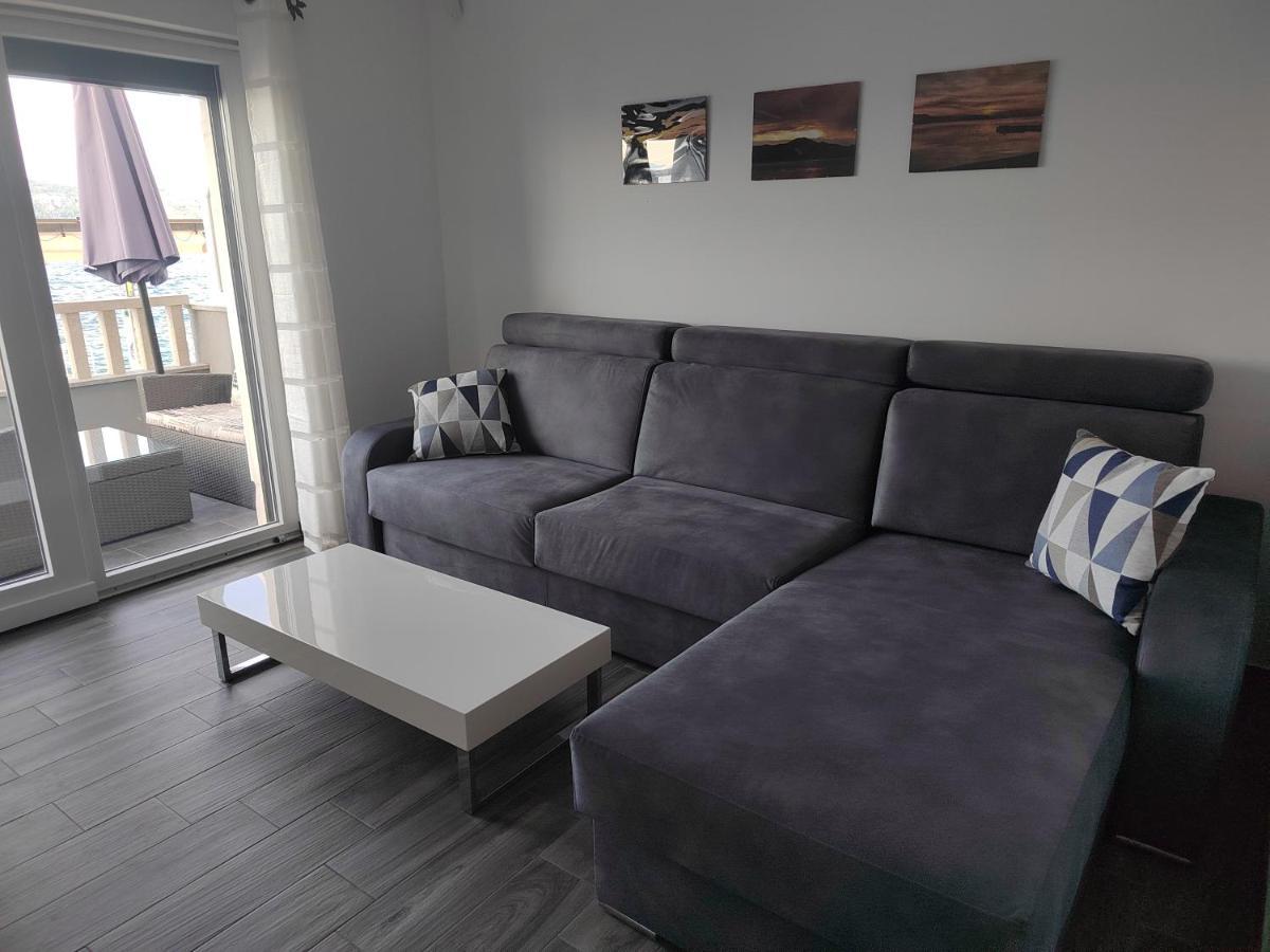 Apartments Poseidon 斯瑞瑟尔 外观 照片