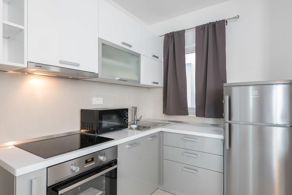 Apartments Poseidon 斯瑞瑟尔 外观 照片